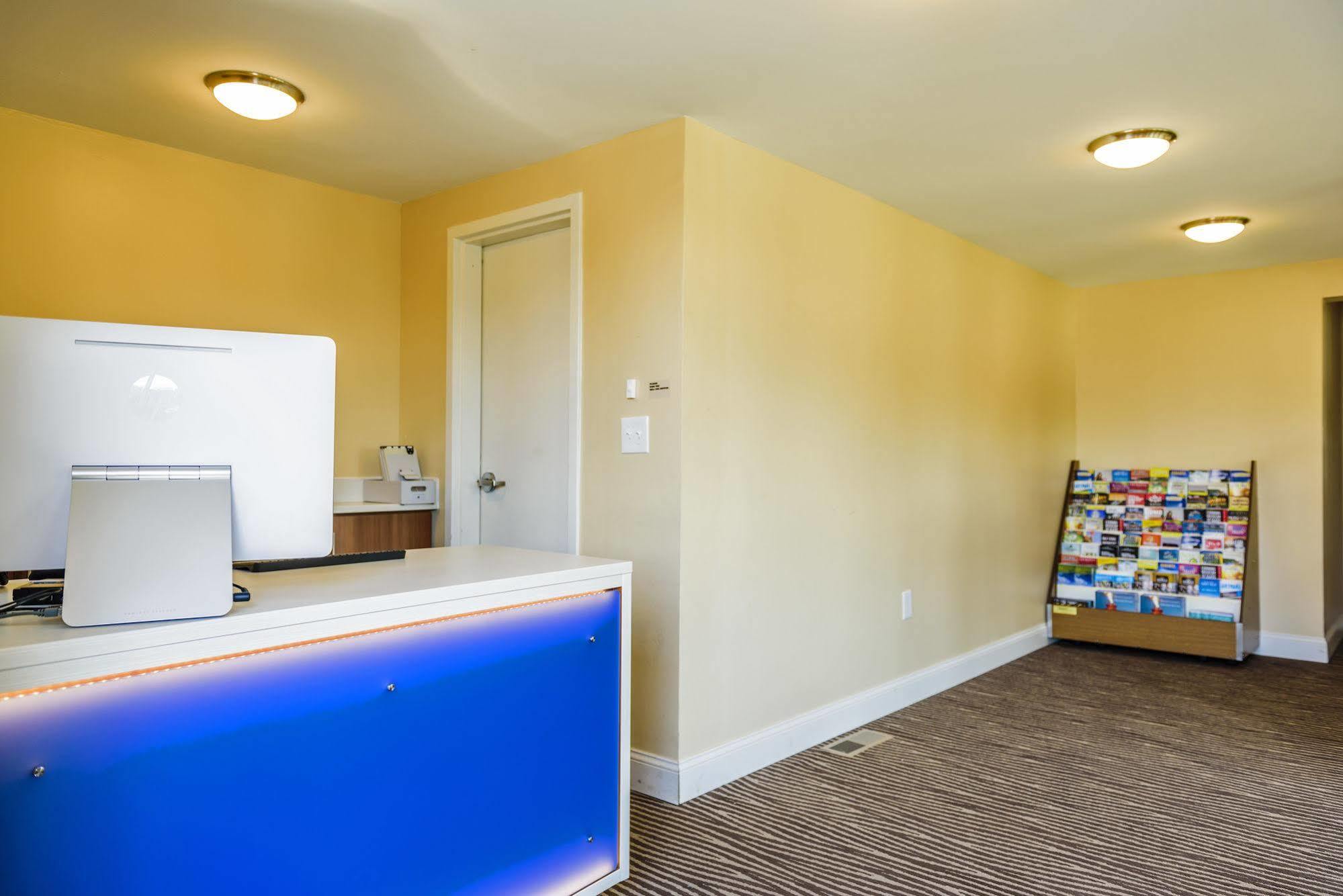 Aarya Hotel By Niagara Fashion Outlets Niagara Falls Exterior photo